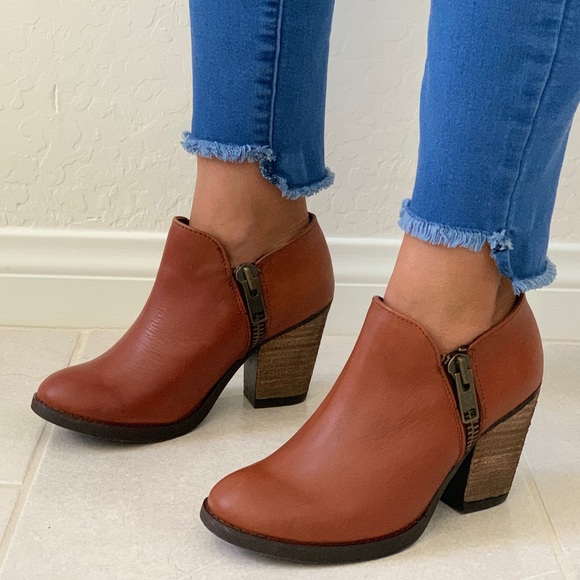 NIB Double Zipper Genuine Leather Ankle Bootie - Picture 3 of 5